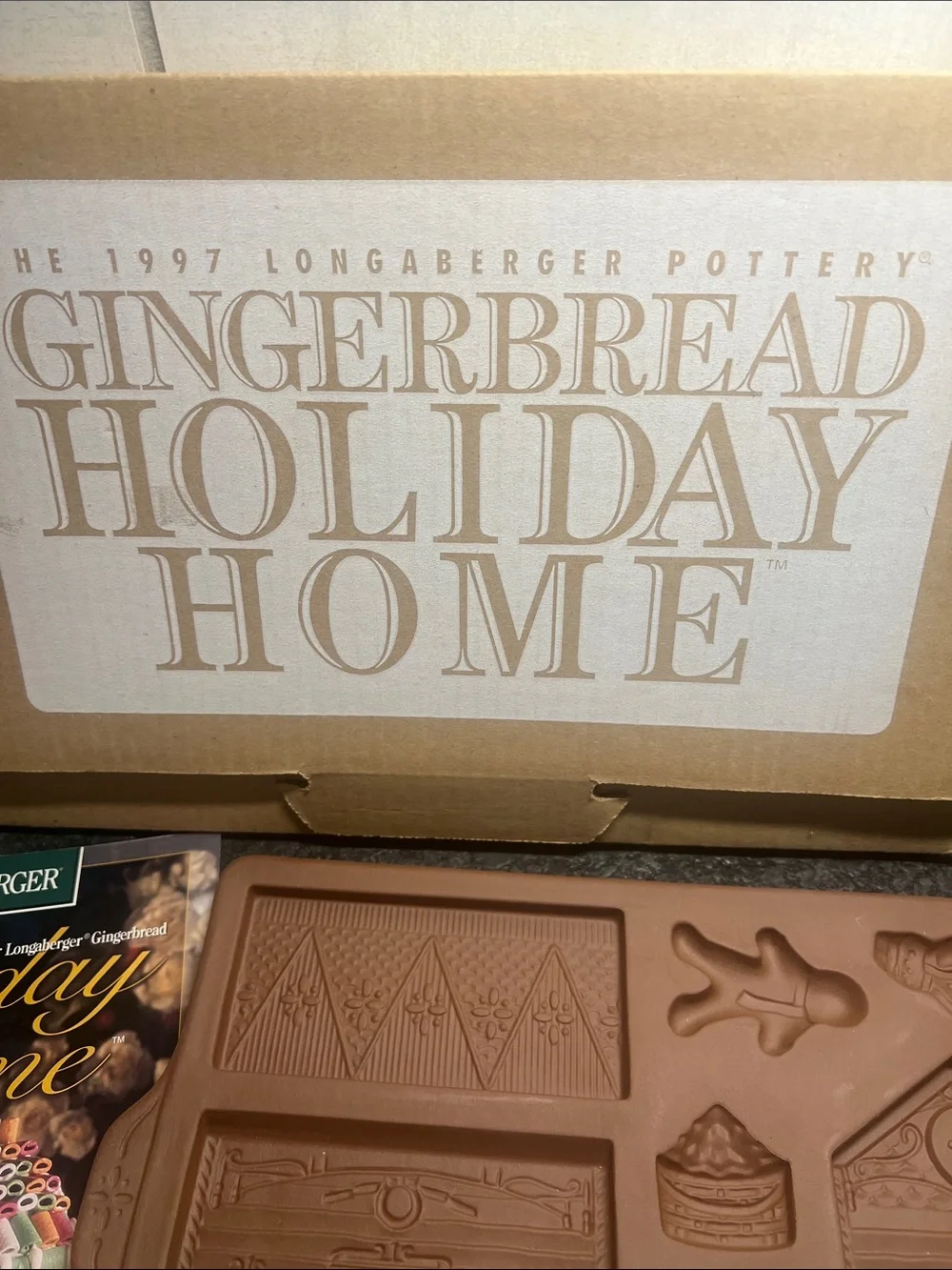 Longaberger Gingerbread Holiday Home Mold - Tan NEW IN BOX WITH INSTRUCTIONS
